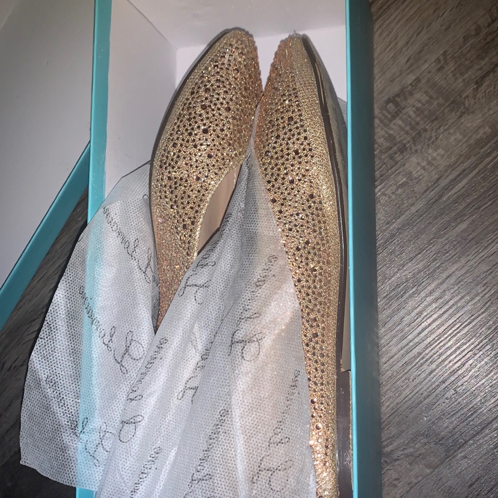 Flats - Picture 3 of 3
